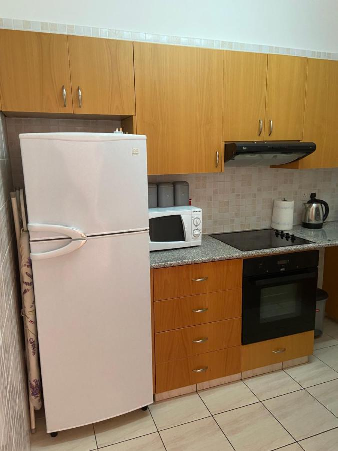 بافوس 1 Bedroom Garden Flat, Sleeps 4 المظهر الخارجي الصورة